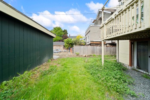 3550 1St Avenue W, Vancouver, BC 