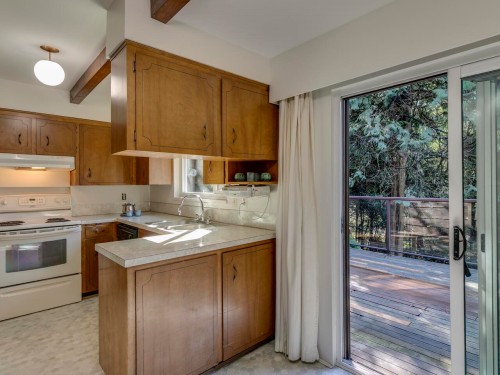 3904 Westridge Avenue, West Vancouver, BC 