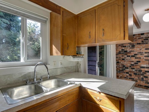 3904 Westridge Avenue, West Vancouver, BC 