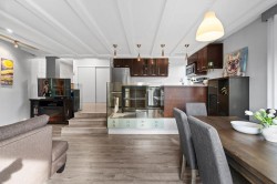 201-341 Mahon Avenue  North Vancouver, BC V7M 3E1