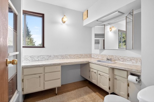 2337 St George Street, Port Moody, BC 