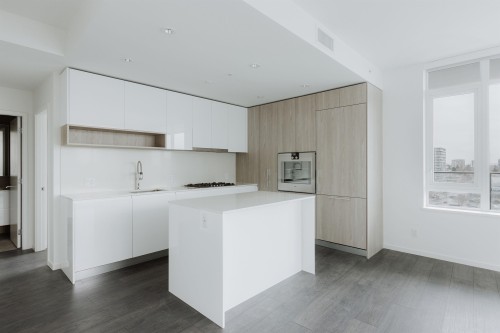 819-6300 Minoru Boulevard  Richmond, BC V6Y 0N1