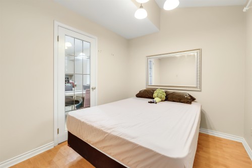 819 70Th Avenue W, Vancouver, BC 