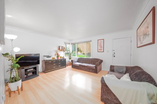 3134 1St Avenue E, Vancouver, BC 