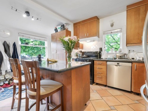 2903 42Nd Avenue W, Vancouver, BC 