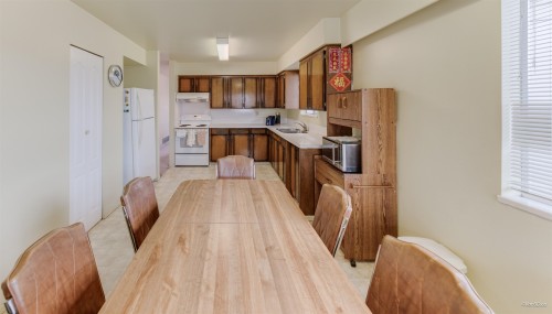 1961 50Th Avenue E, Vancouver, BC 