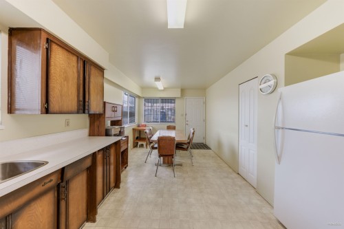 1961 50Th Avenue E, Vancouver, BC 