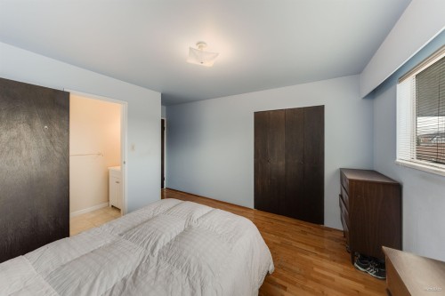 1961 50Th Avenue E, Vancouver, BC 