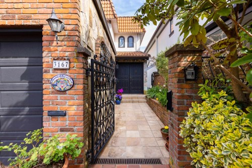 3167 Point Grey Road, Vancouver, BC 