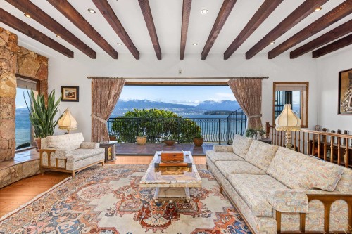 3167 Point Grey Road, Vancouver, BC 