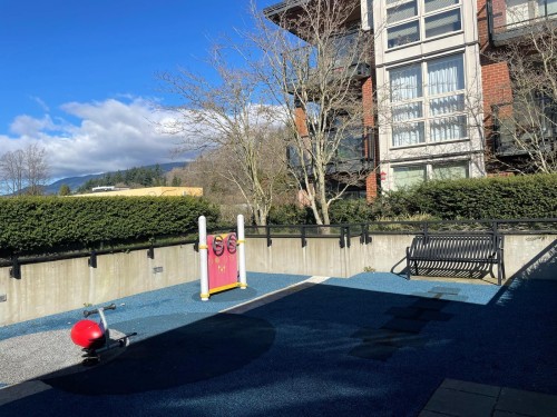 209-1182 16Th Street W, North Vancouver, BC 