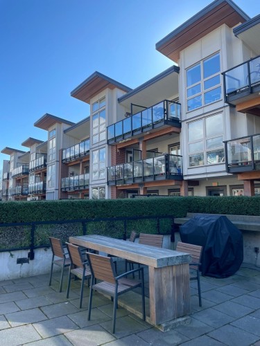 209-1182 16Th Street W, North Vancouver, BC 