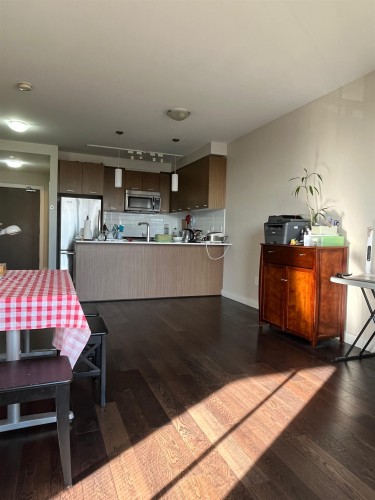 209-1182 16Th Street W, North Vancouver, BC 