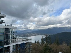 11xx-9060 University Crescent  Burnaby, BC V5A 0E1