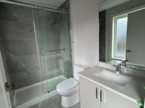 7555 Oak Street, Vancouver, BC 