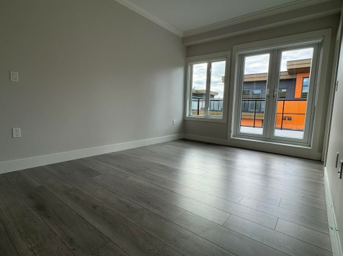 7555 Oak Street, Vancouver, BC 