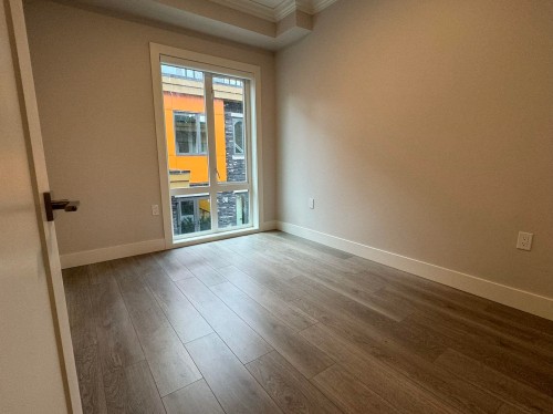 7555 Oak Street, Vancouver, BC 