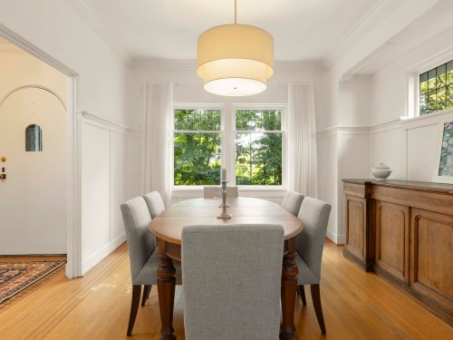 2527 37Th Avenue W, Vancouver, BC 