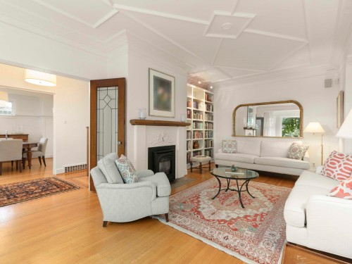 2527 37Th Avenue W, Vancouver, BC 