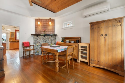 1752 4Th Avenue E, Vancouver, BC 