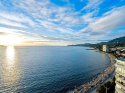 1401-2240 Bellevue Avenue  West Vancouver, BC V7V 1C6