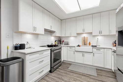 4418 Yew Street, Vancouver, BC 