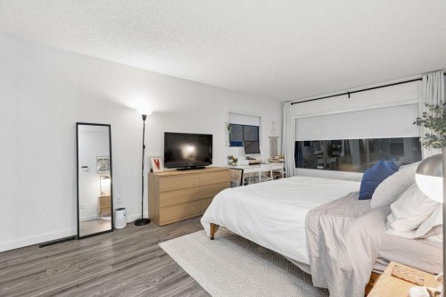 4418 Yew Street, Vancouver, BC 