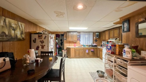 6611 Lakeview Avenue, Burnaby, BC 