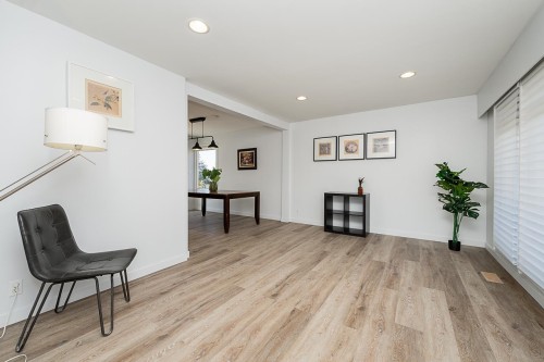1126 Kings Avenue, West Vancouver, BC 