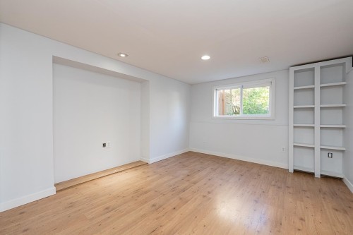 1126 Kings Avenue, West Vancouver, BC 