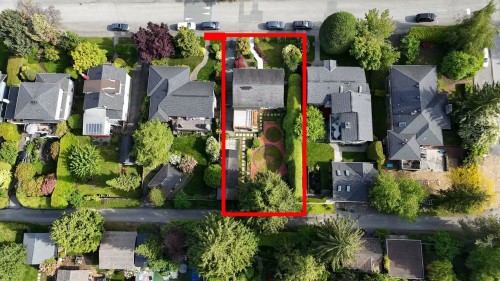 1126 Kings Avenue, West Vancouver, BC 