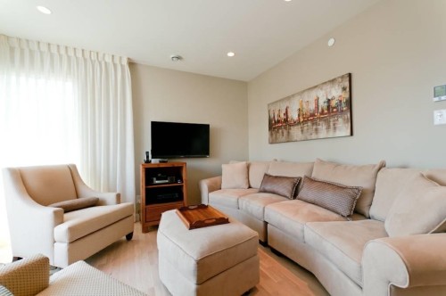 3631 15Th Avenue W, Vancouver, BC 