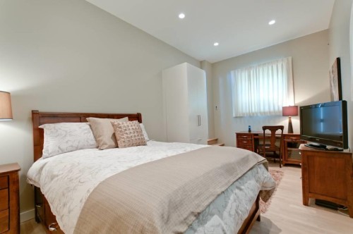 3631 15Th Avenue W, Vancouver, BC 