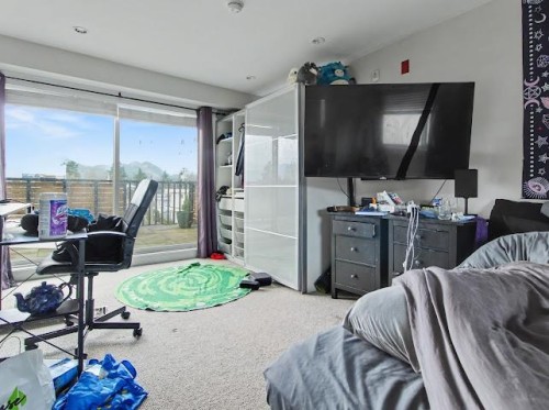 2412 Dundas Street, Vancouver, BC 