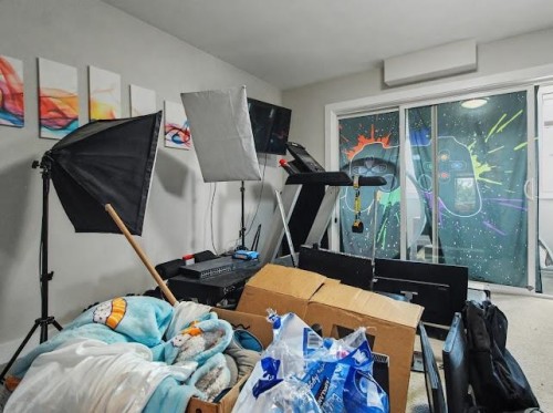 2412 Dundas Street, Vancouver, BC 