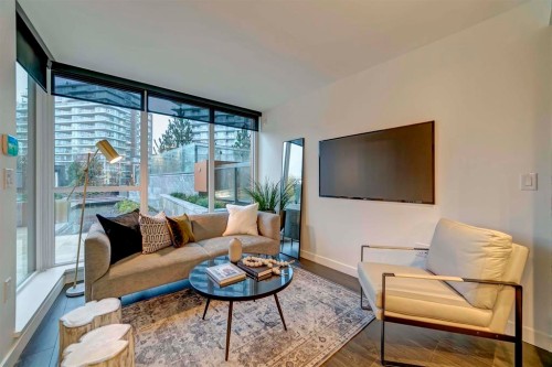 208 1St Avenue W, Vancouver, BC 