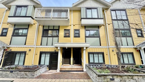 203-80 Elgin Street  Port Moody, BC V3H 0M6