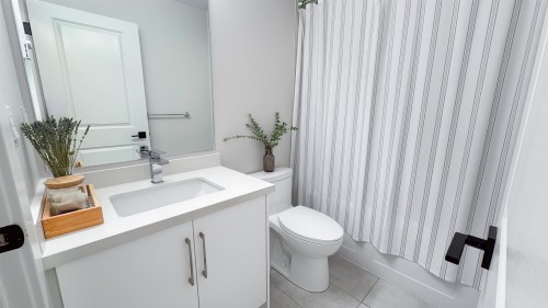 203-80 Elgin Street, Port Moody, BC 