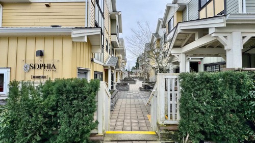 203-80 Elgin Street, Port Moody, BC 