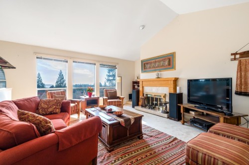 4815 Headland Close, West Vancouver, BC 