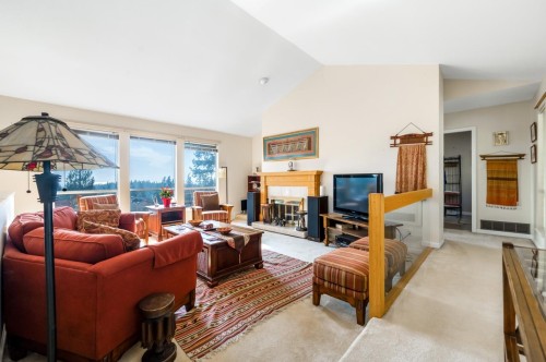 4815 Headland Close, West Vancouver, BC 