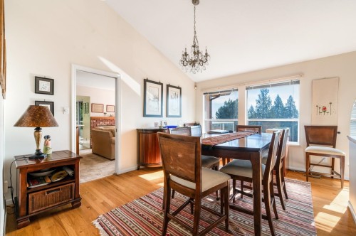 4815 Headland Close, West Vancouver, BC 