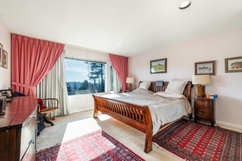 4815 Headland Close, West Vancouver, BC 