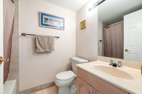 4815 Headland Close, West Vancouver, BC 