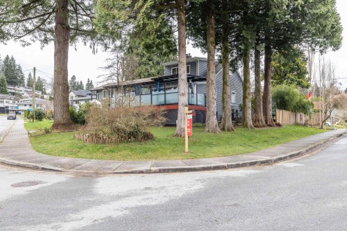 2212 Brookmount Avenue, Coquitlam, BC 