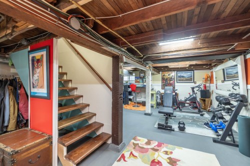 2212 Brookmount Avenue, Coquitlam, BC 