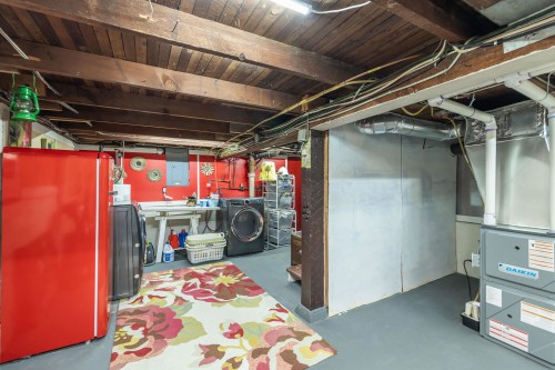 2212 Brookmount Avenue, Coquitlam, BC 