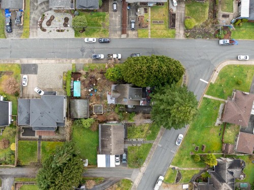 2212 Brookmount Avenue, Coquitlam, BC 