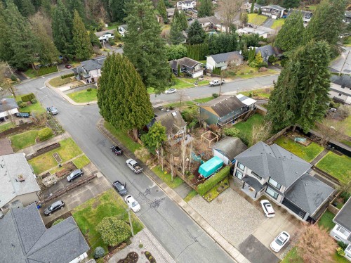 2212 Brookmount Avenue, Coquitlam, BC 