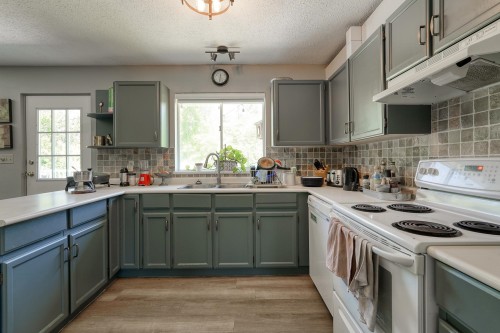 10022 Rolley Crescent, Maple Ridge, BC 